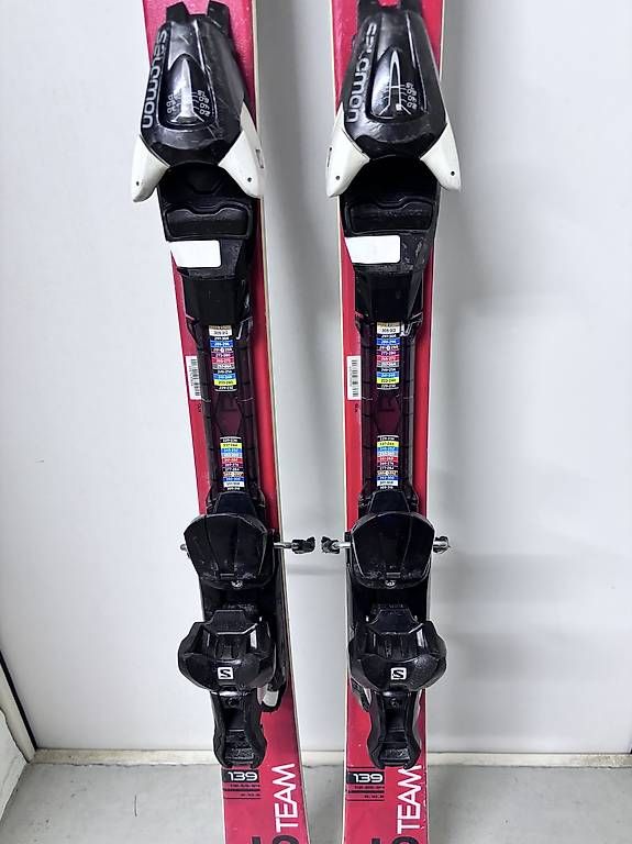 Skis: Stöckli Ski 139cm – D'occasion à Staad SG par Manu770 1