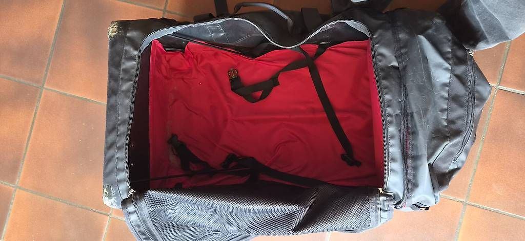 Reisekoffer: The North Face Rolling Thunder 155 l, XL – Gebraucht aus Hettiswil von pedaler 1