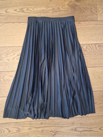 Faltenrock schwarz h&m, Gr. S, wie neu