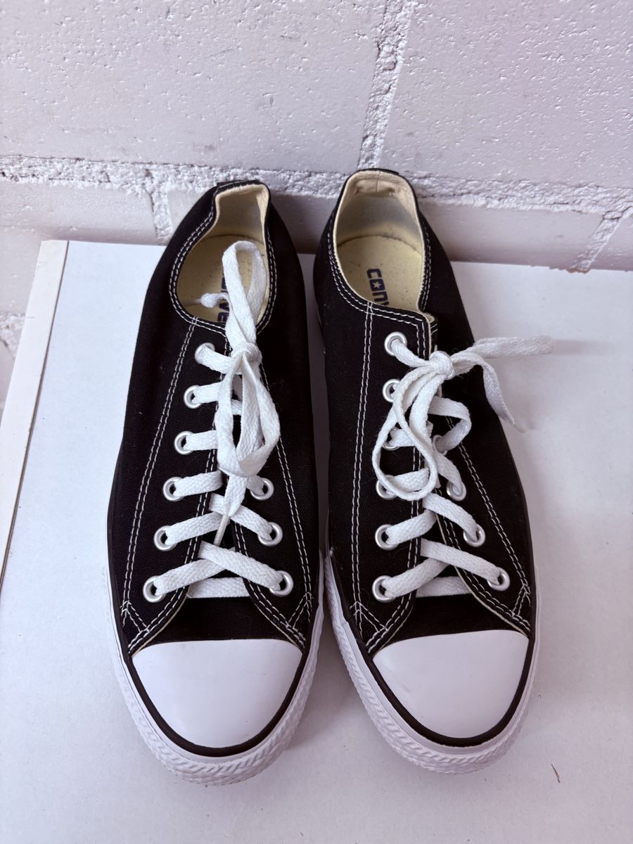 Converse Scarpe da uomo: Converse Chuck Taylor Sneaker schwarz Grösse 41 – Usato da Thun venduto da jeff070