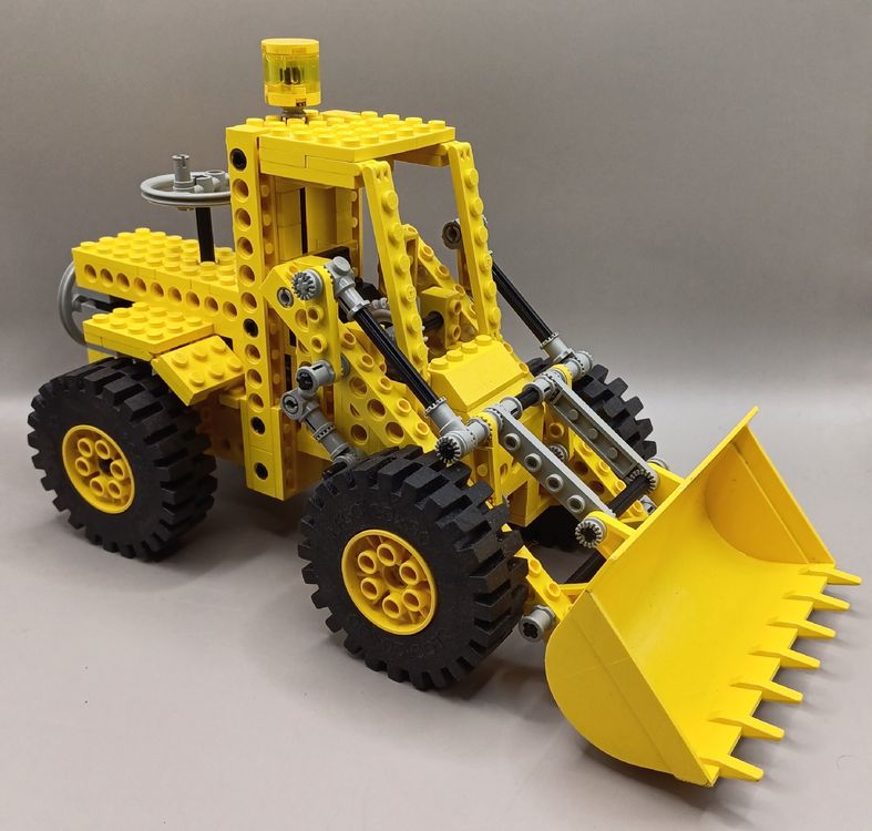 lego-technic-1988-mit-anleitung-8853-pneulader-kaufen-auf-ricardo