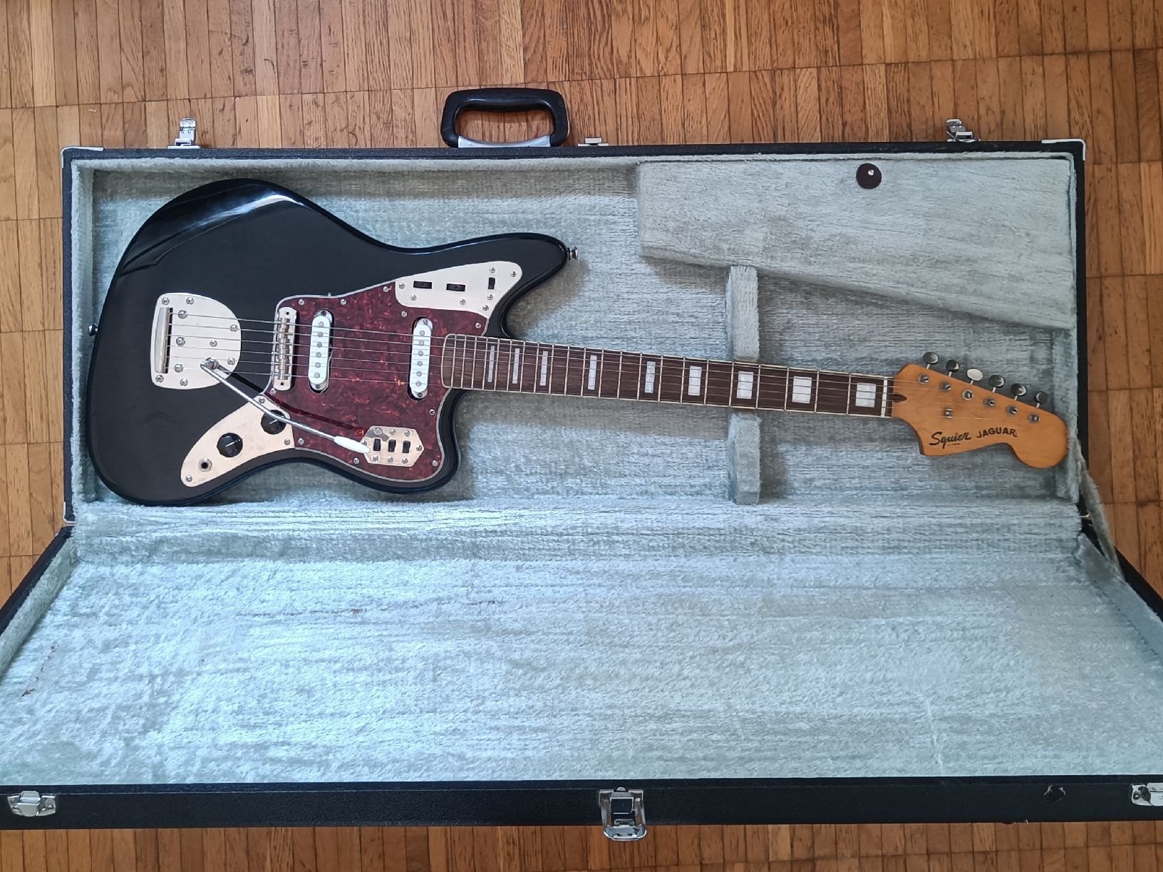 Squier Musikinstrumente: Squier Jaguar – Neu (gemäss Beschreibung) aus Massagno von Sol_Levante 1