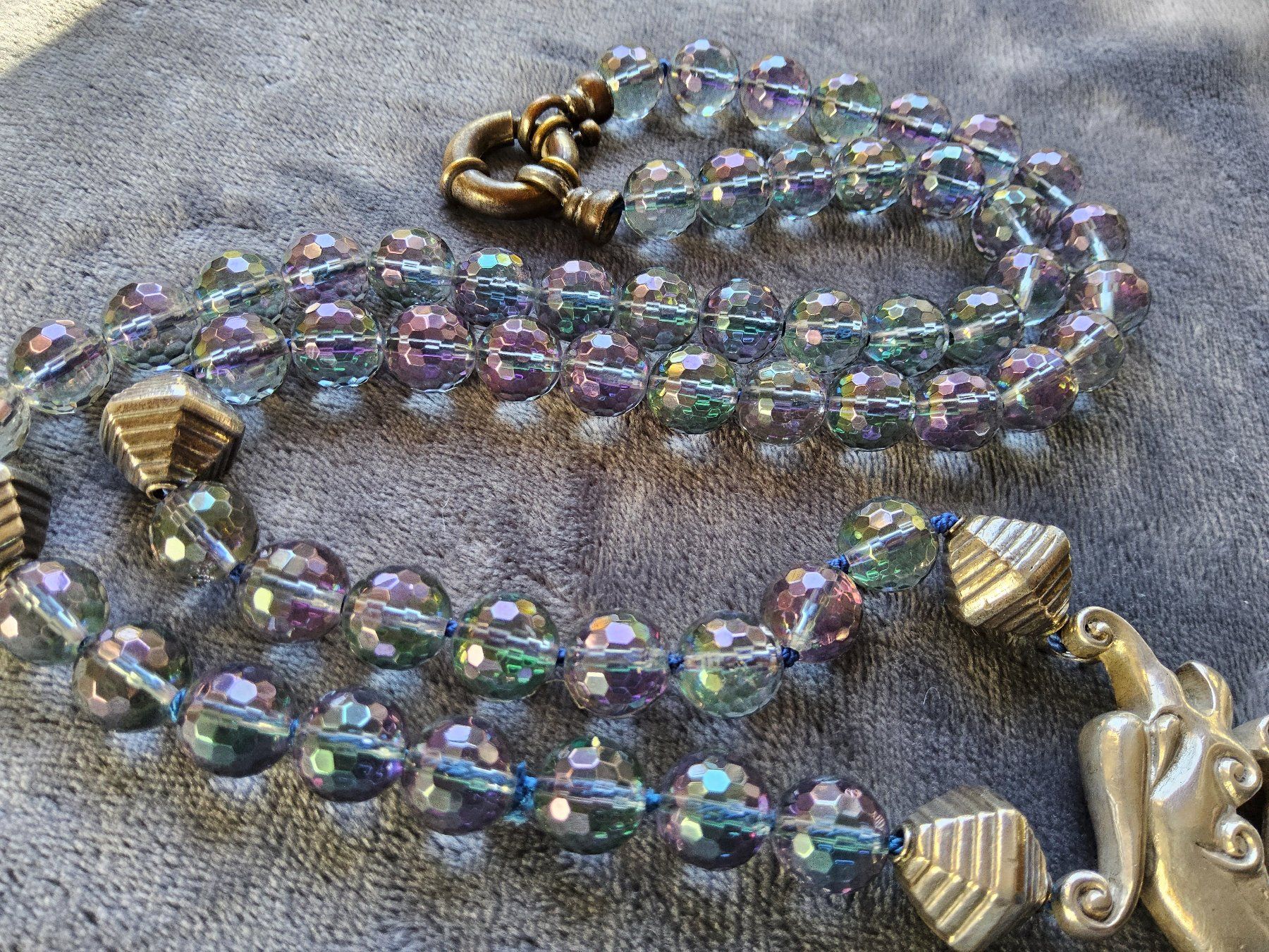 Catenine: Statement Sterling Lapis Drachen Kette an irisierendem Glas – Usato da Zürich venduto da helsan 7