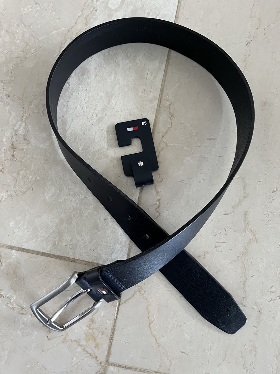 Tommy Hilfiger Sonstiges für Kind & Baby: dunkelblauer Gürtel Leder Tommy Hilfiger Grösse 65 – Gebraucht aus Jona von simsa02 4