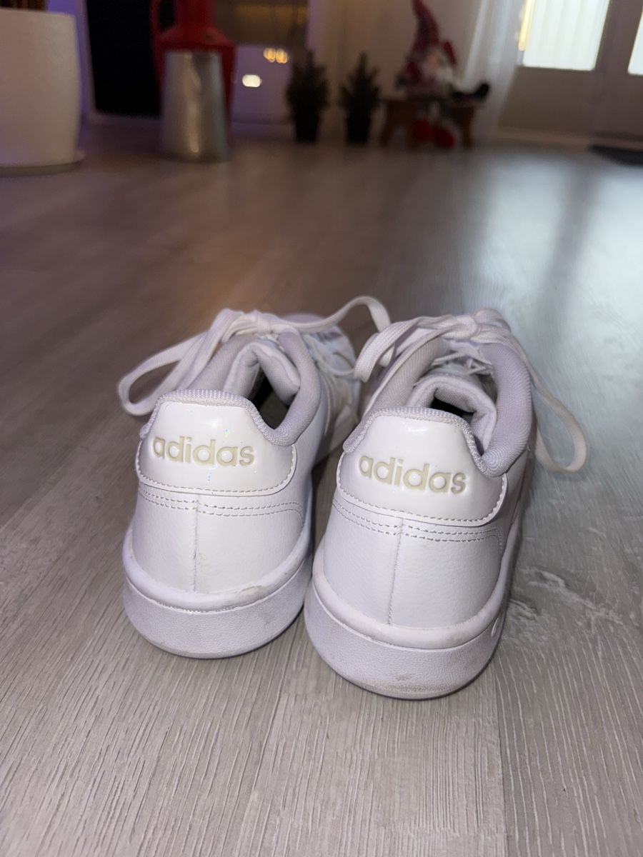 Adidas Scarpe da donna: Adidas Damenschuh – Usato da Erlinsbach SO venduto da muggi014 1