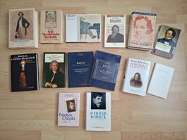 Bücherset mit 13 Büchern über berühmte Komponisten