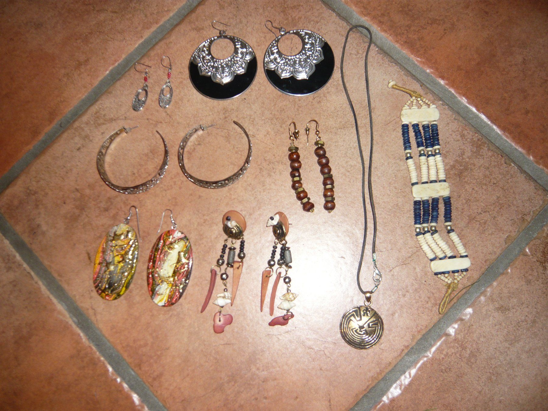 Altri gioielli: Schmuck – Usato da Ruggell venduto da Btt
