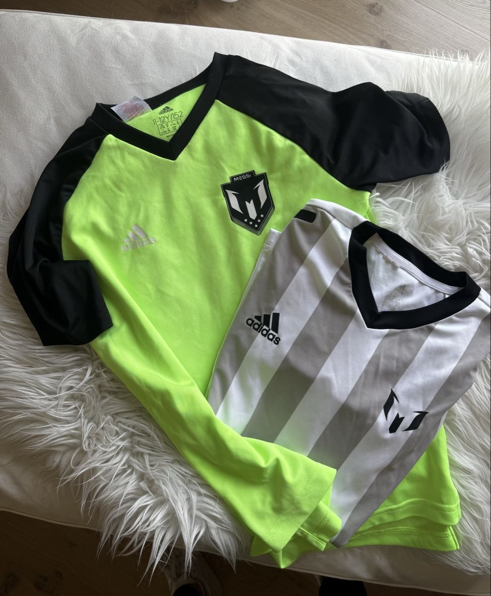 Adidas T-Shirts: 2 Messi T Shirts Gr. 152 – Gebraucht aus Buchs SG von Scheni71
