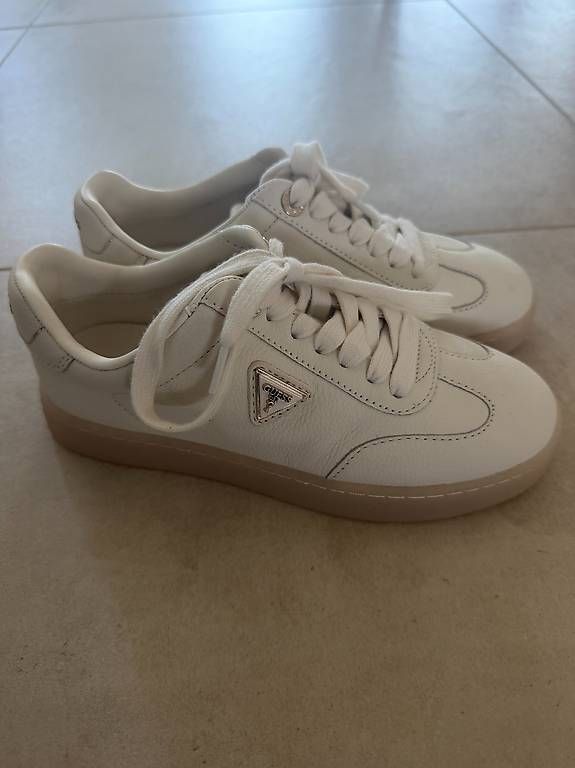 Damenschuhe: Guess Sneakers beige neu  – Gebraucht aus Wittenbach von M_S2019 3