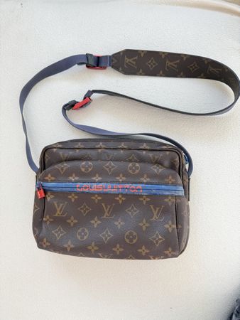 Louis Vuitton Limited Edition Messenger bag