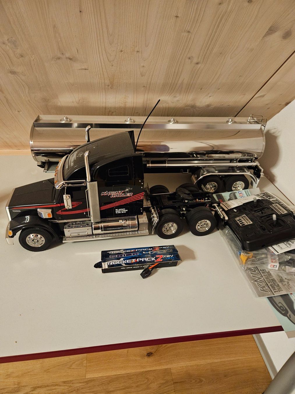 Modellismo RC: Ferngesteuerter LKW – Usato da Recherswil venduto da hubelmatt