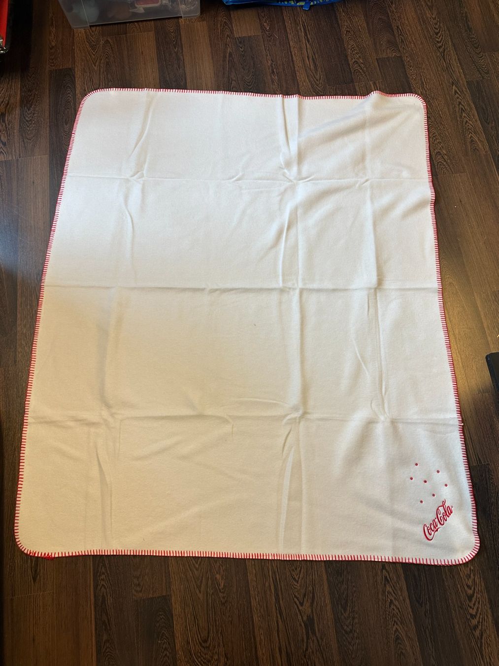 Coperte: Fleece Decke "Coca-Cola" NEU, ungebraucht – Usato da Urdorf venduto da ARJN 1