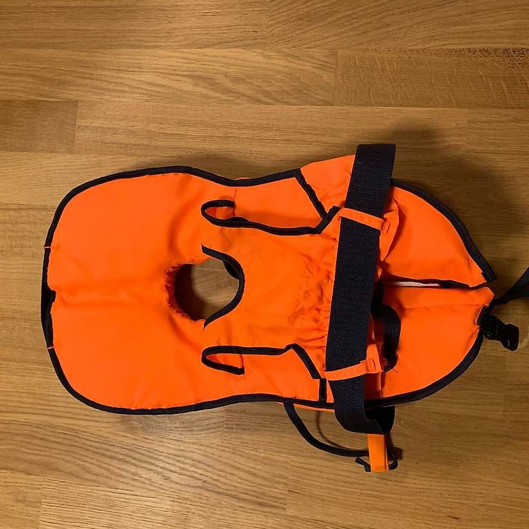 Helly Hansen Giubbotti di salvataggio: HH Helly Hansen Schwimmweste 5 - 15 Kg – Usato da Adligenswil venduto da Johnsepia 1
