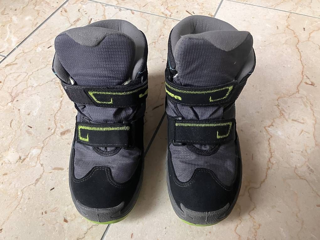 Lowa Schuhe für Jungen: Lowa Wintechuhe Grösse 32 – Gebraucht aus Zürich von yum_892f 3