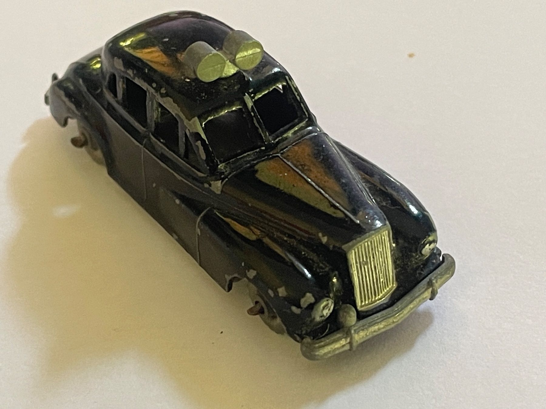 Modellautos: Budgie Modern Six-Eighty Nr. 5 Modellauto Wolsley – Gebraucht aus Volketswil von rubin74 6