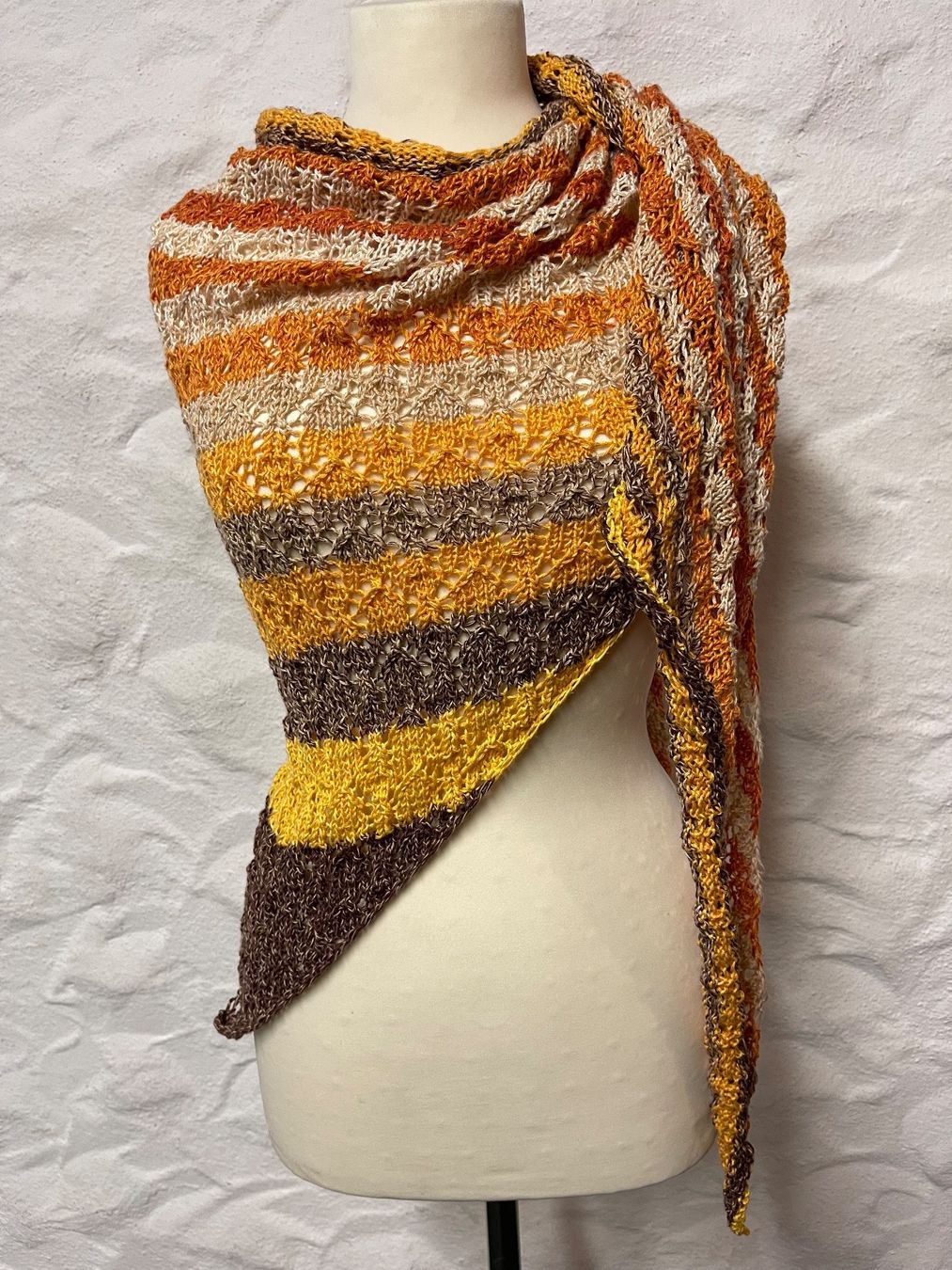 Foulard & Sciarpe: Dreieckstuch – Nuovo (secondo la descrizione) da Urnäsch venduto da pas_5r9c 3