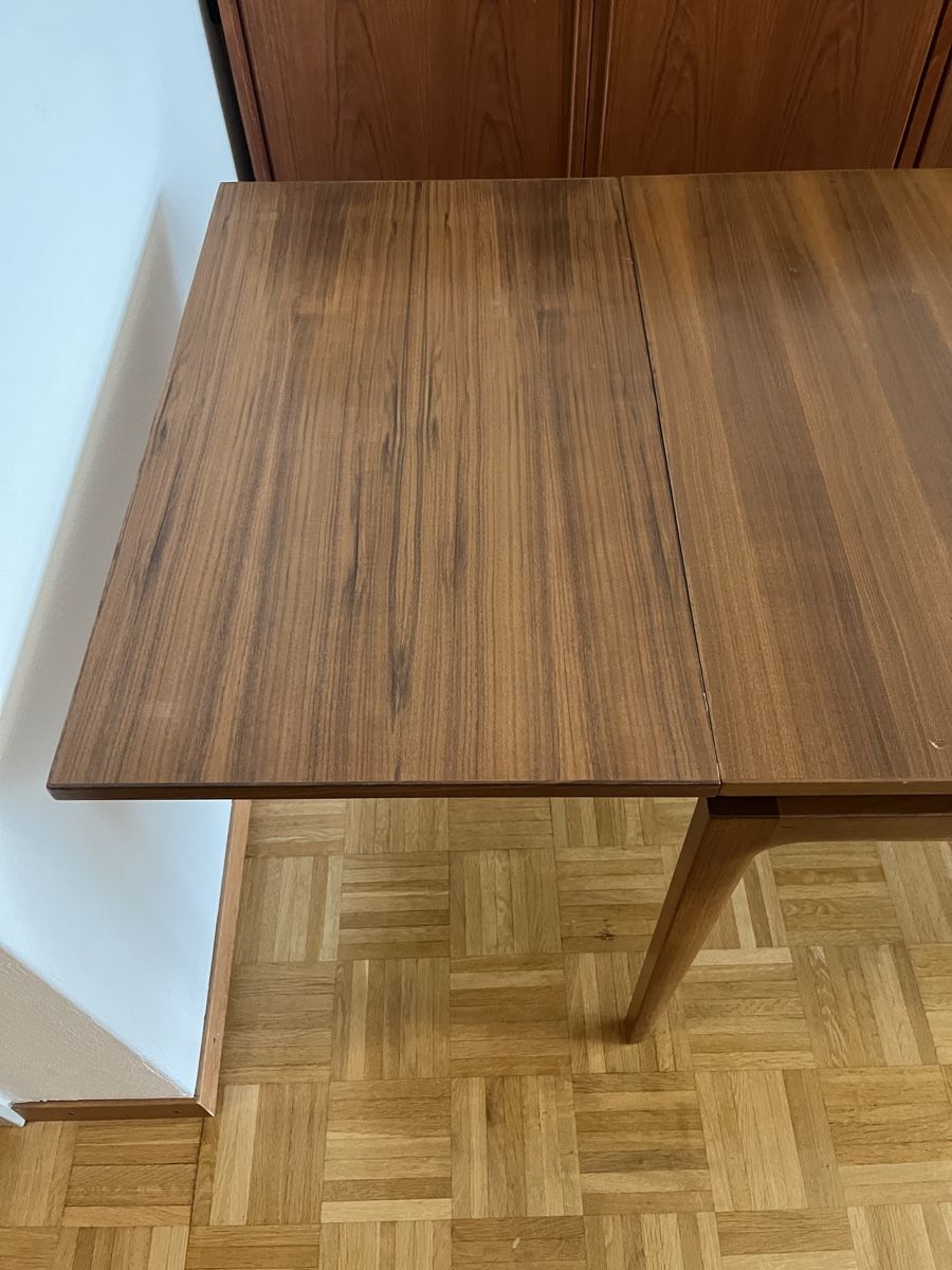 Tavoli: Midcentury Esstisch aus Holz – Usato da Nidau venduto da her_8jrt 8