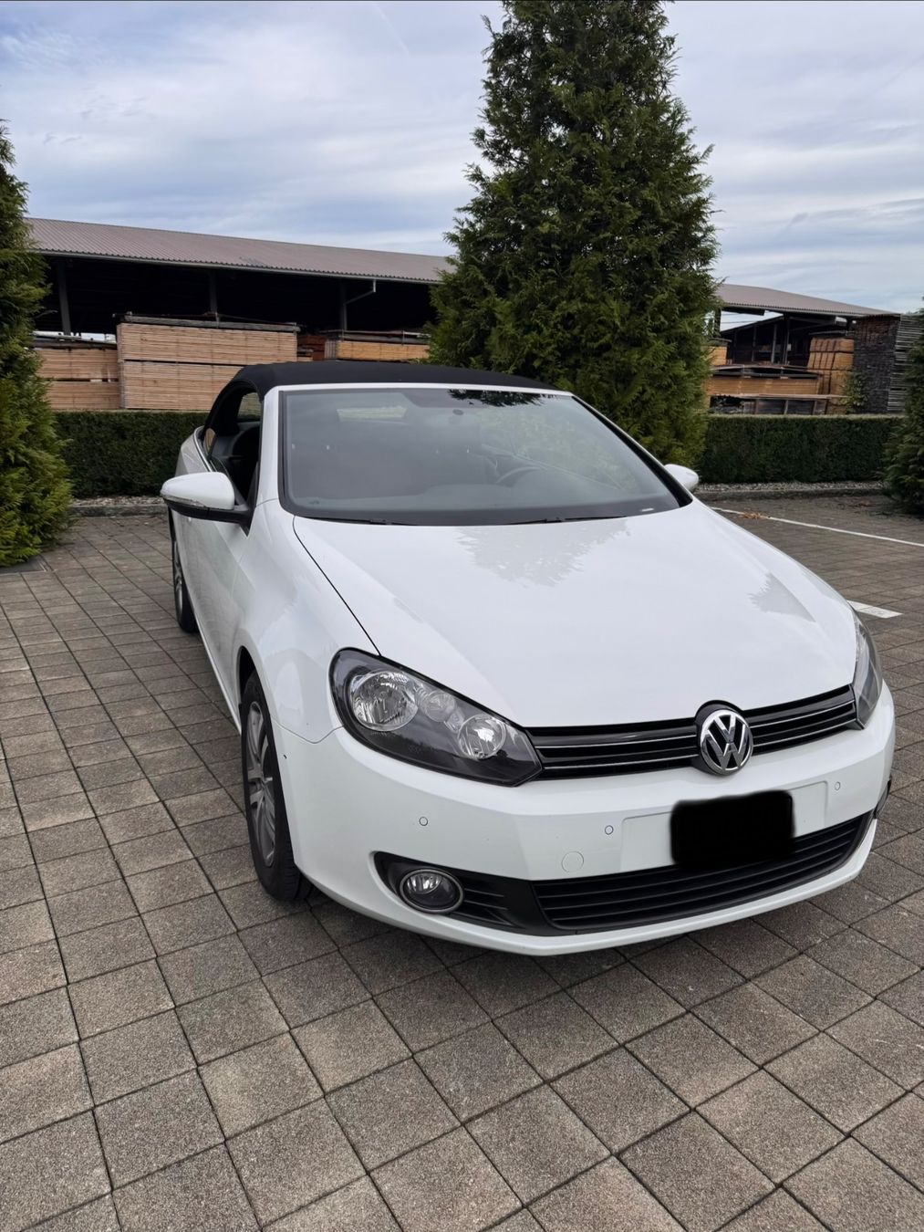 VW Automobili: VW Golf Cabrio 1.2 BMT – Usato da goldach venduto da Calistyle8 1
