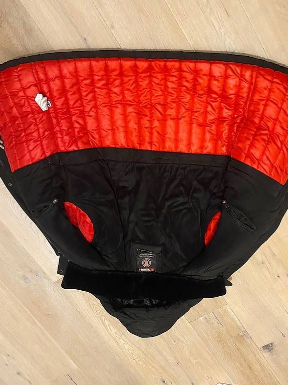 Giacche: Herren - Parka – Usato da Frenkendorf venduto da Maetti 1