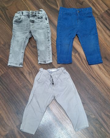 3 Hosen Grösse 80