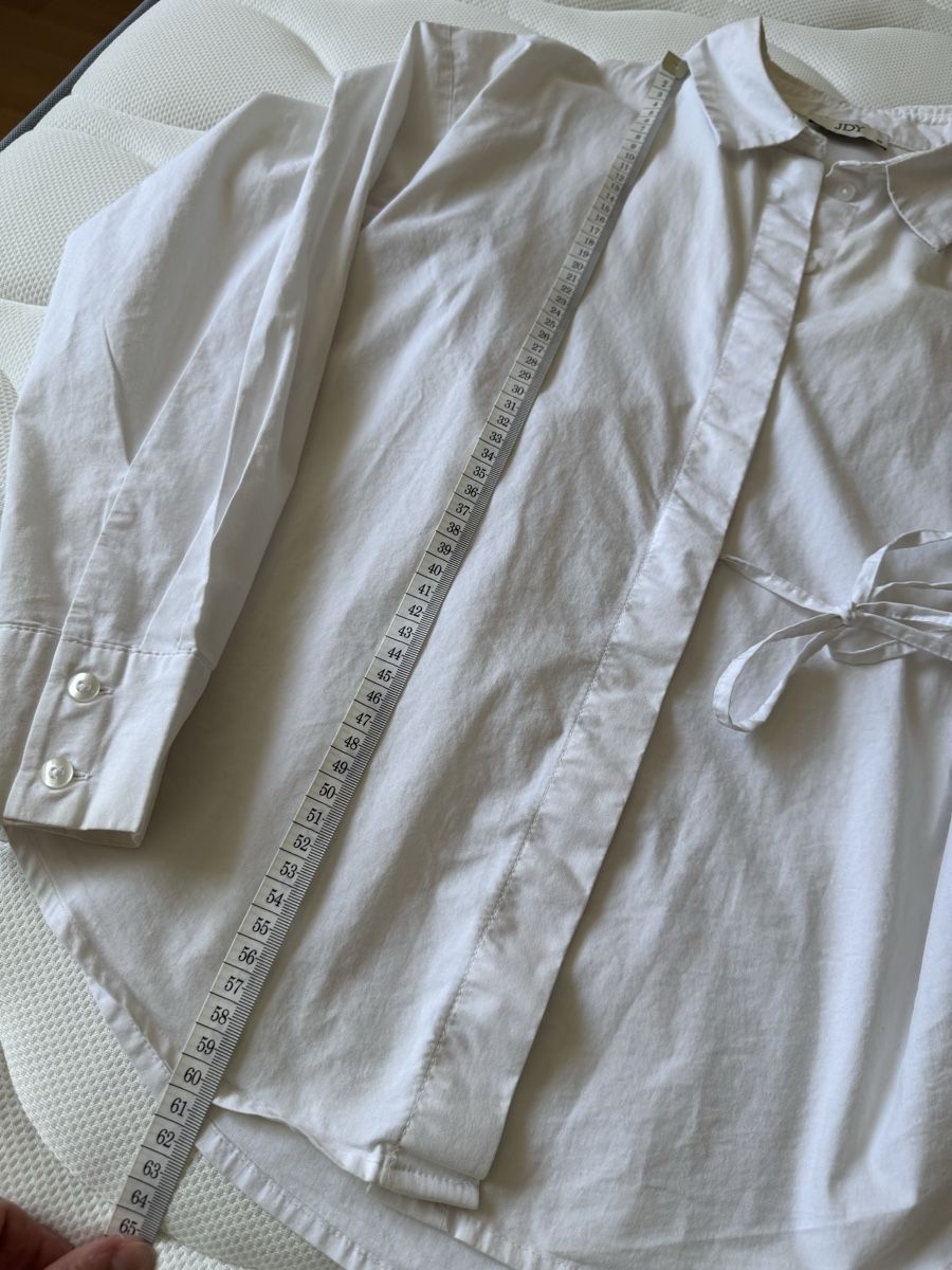Camicette: Bluse JDY weiss mit Bindeband – Usato da Zürich venduto da cam_kcc7 5