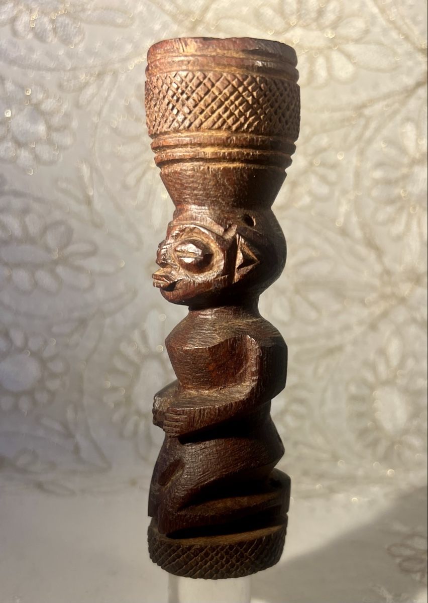 Figuren: Authentique cloche rituelle d'initié ethnie Kongo bois dur – Gebraucht aus Genève von ChineuseReveuse 7