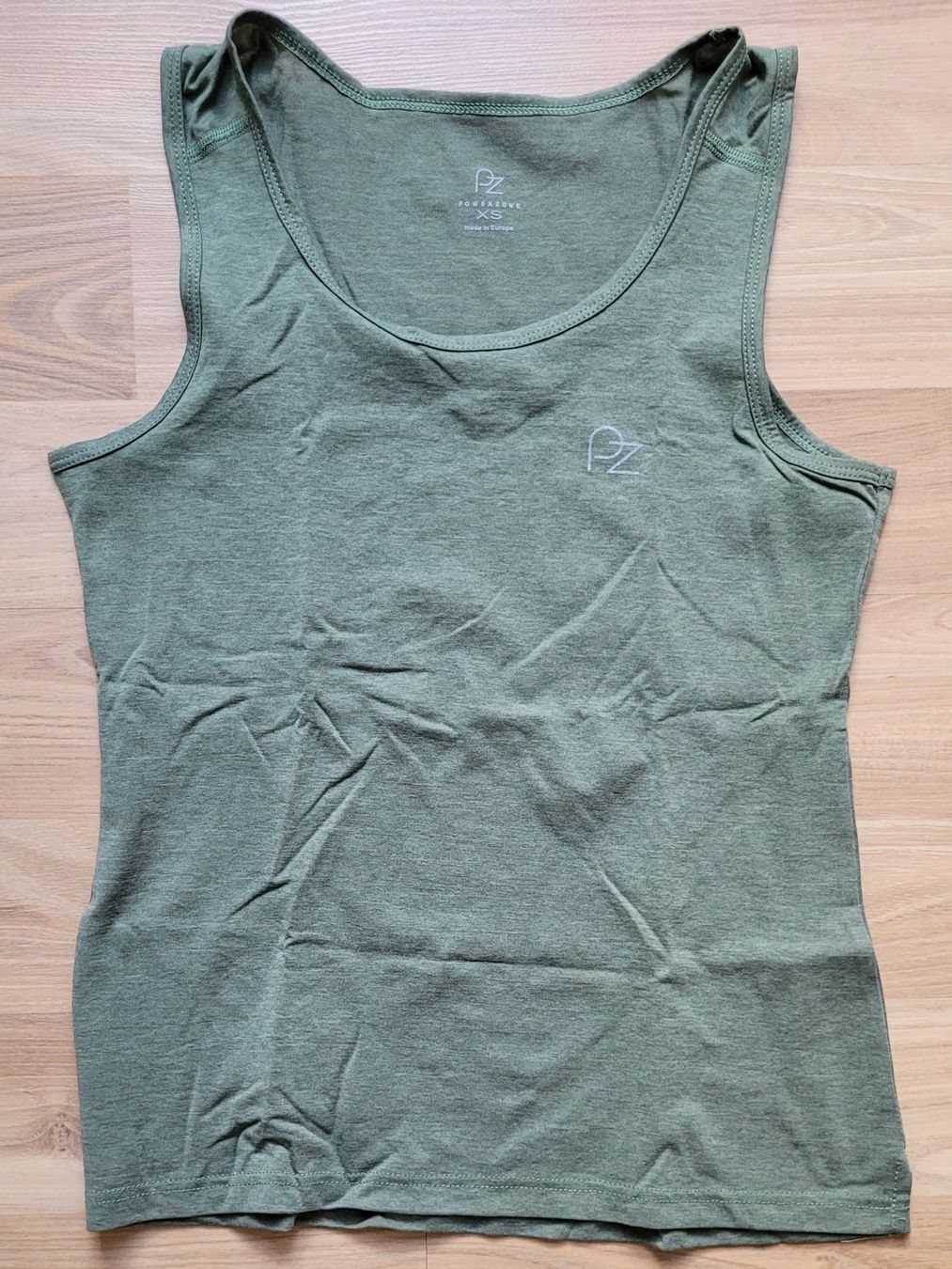 Tops: Sporttop grün XS – Gebraucht aus Wangen b. Olten von nad_w9g9