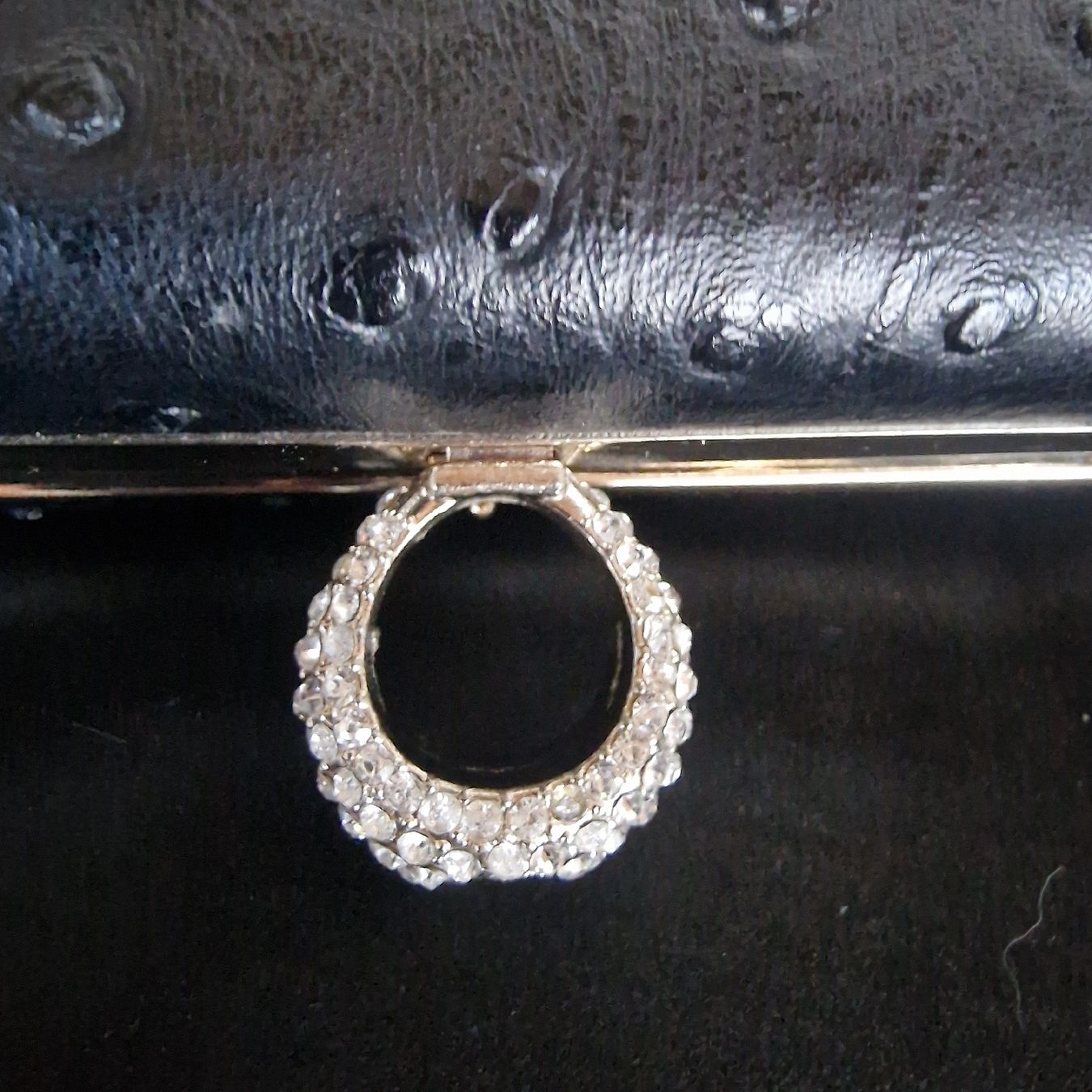 Borse da donna: Elegante Abendtasche / Clutch mit Strass-Ring – Usato da Effretikon venduto da 84CK 5
