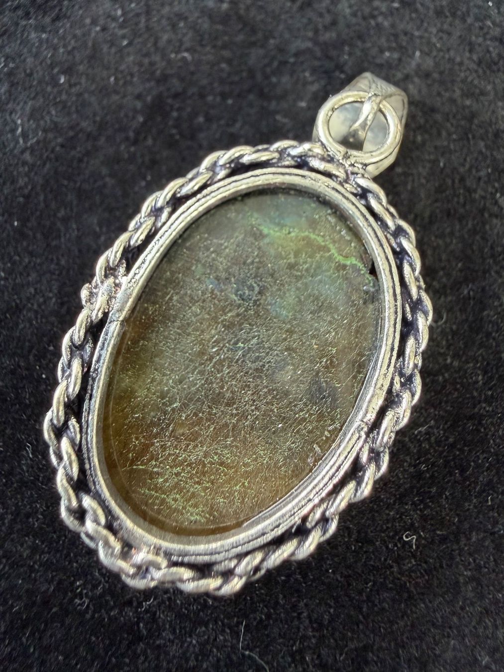 Pietre preziose: Pendentif labradorite – Usato da Bouveret venduto da GemX 1
