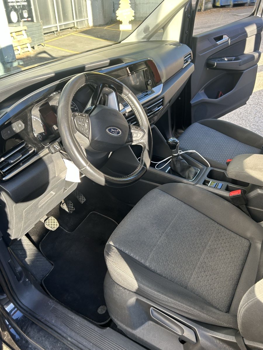 Ford Automobili: Ford Tourneo Connect – Usato da Arnex-sur-Orbe venduto da mik_5d5x 4