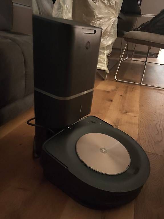 Irobot Staubsauger & Zubehör: Robot Roomba S9+ mit Absaugstation – Gebraucht aus Birrhard von hag_9j8y 3