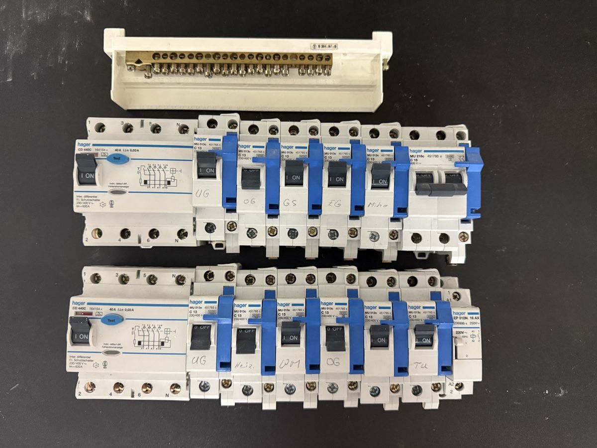 Hager Alimentation électrique: Hager Sicherungs-Paket – D'occasion à Niederbipp par gaf_7tym
