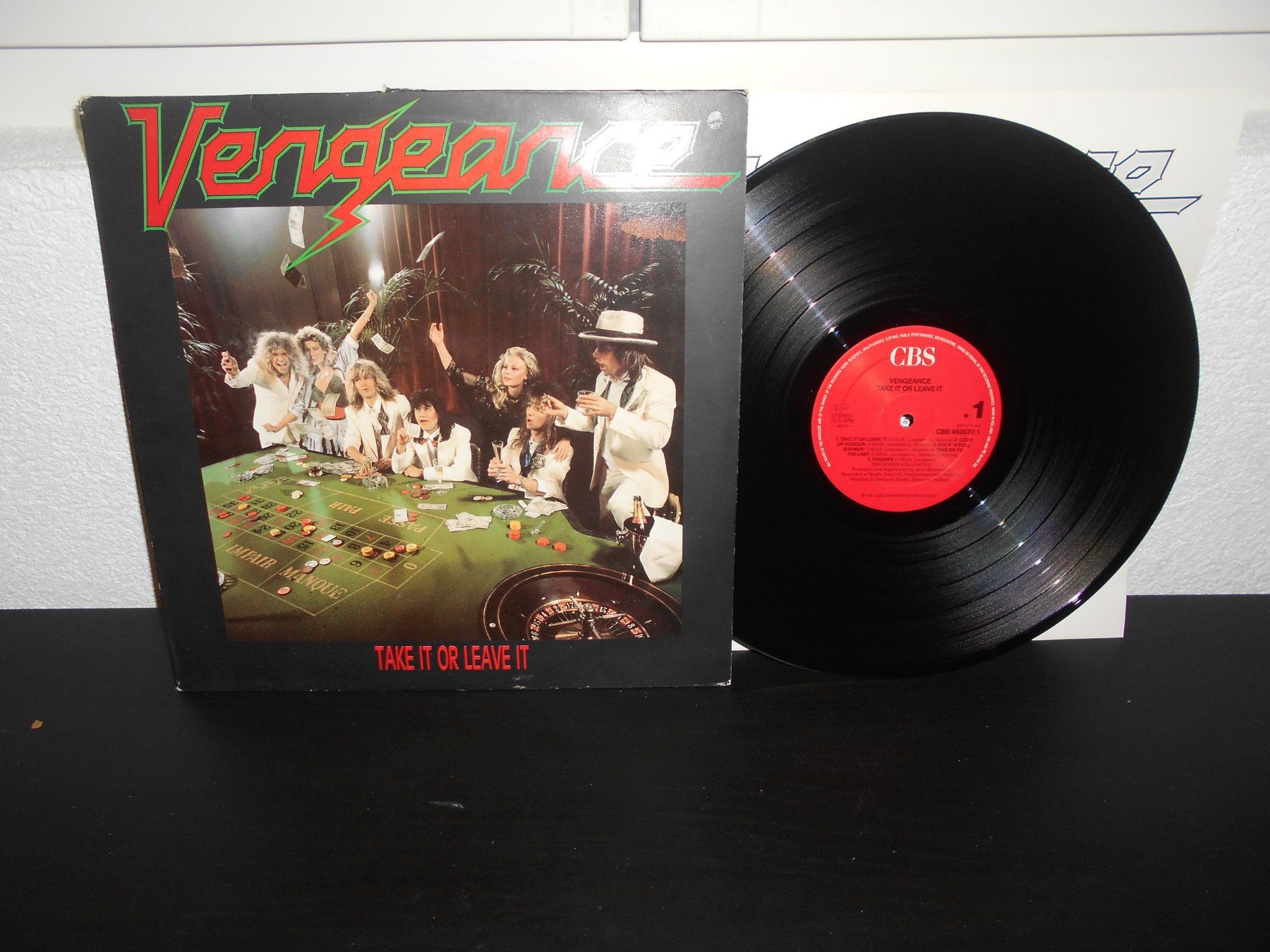 Dischi in vinile: Vengeance  – Take It Or Leave It / 1987 – Usato da Aarberg venduto da witchhunter01