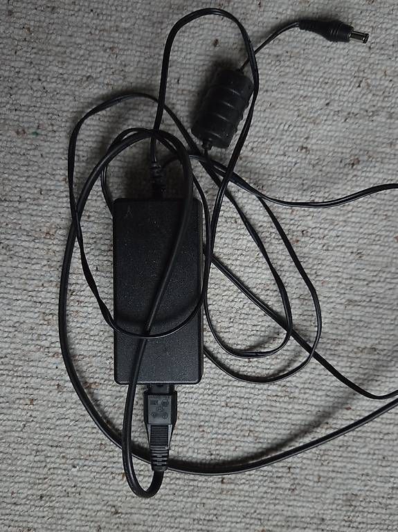 Caricabatterie: Ladestation zu Motorola Dp 3... & 4... – Usato da Lenzburg venduto da Icebox3 2