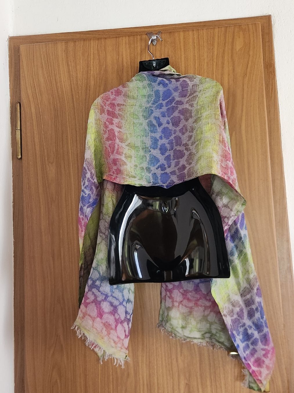 Codello Foulard & Sciarpe: Écharpe Codello  lin couleurs vives, légère – Usato da Niedergösgen venduto da Eva2410 1