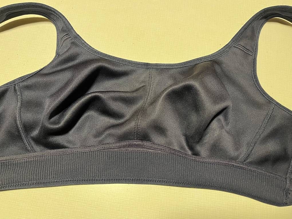 Altra biancheria intima: Sport BH in 85 D – Usato da Nottwil venduto da Frontal 2