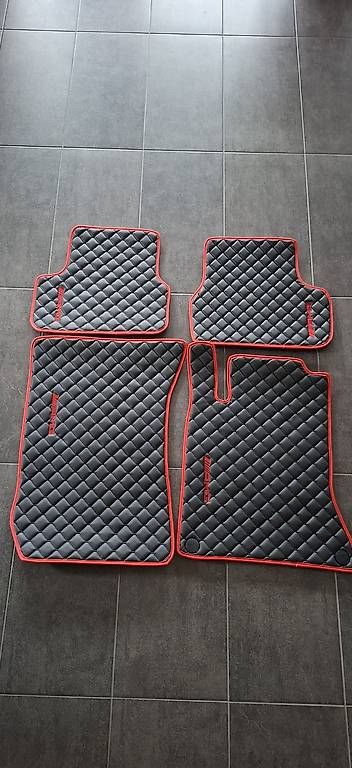 Tapis / Bacs: AMG Fussmatten Leder Neu. – D'occasion à Wengi b. Büren par mar_y75x