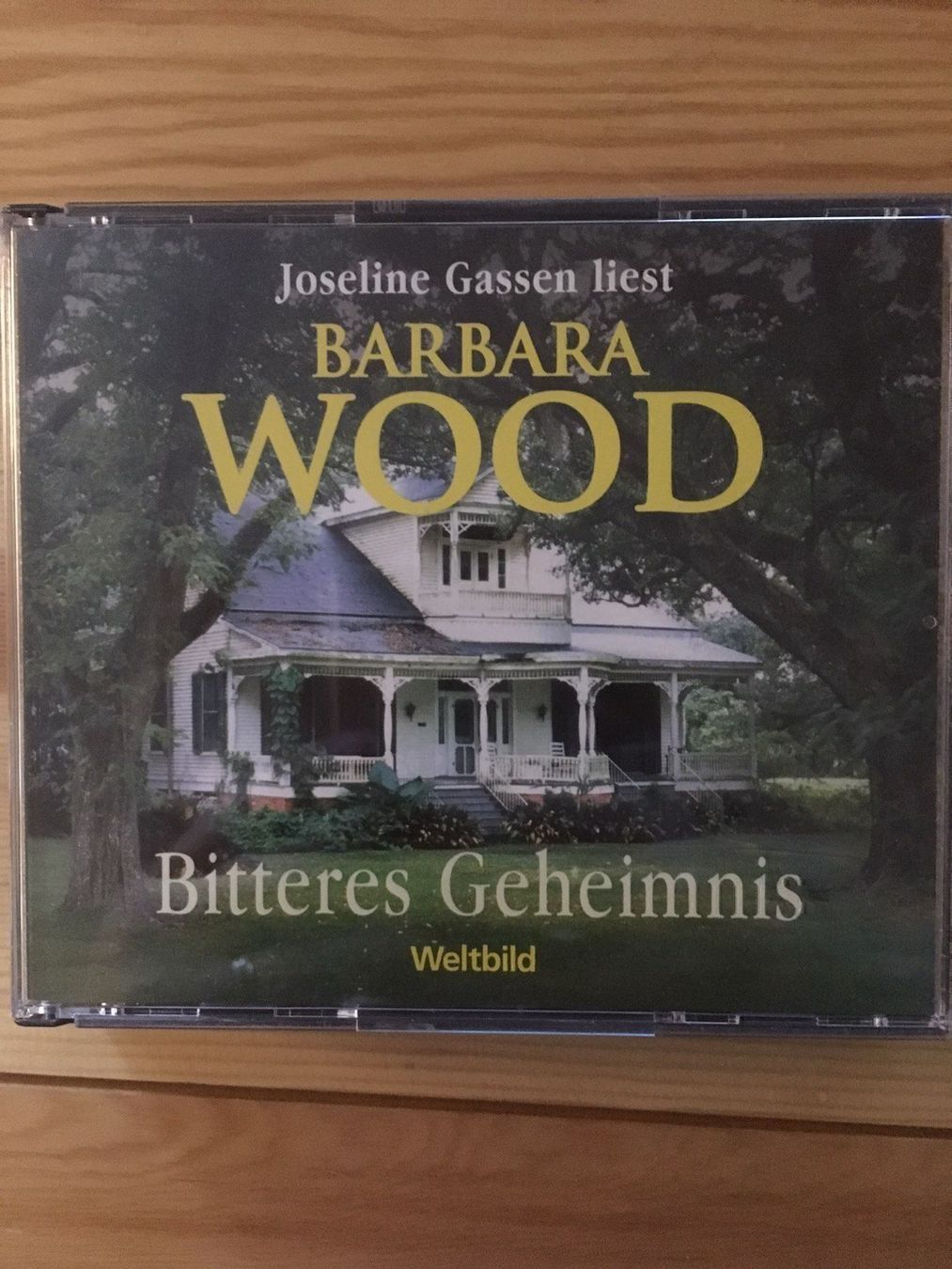 Audiolibri: Bitteres Geheimnis – Usato da Däniken SO venduto da Sonjab0