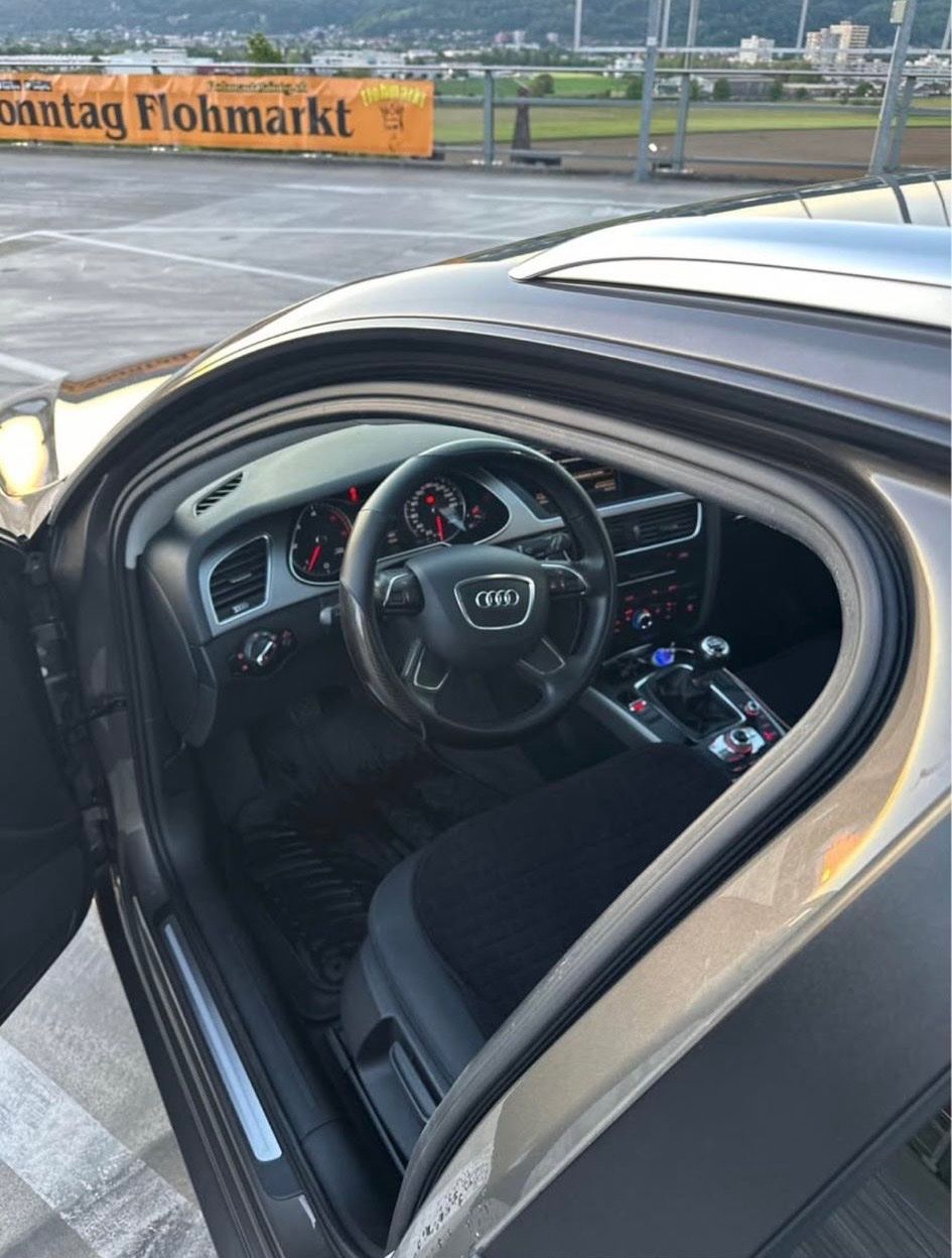 Audi Automobili: Audi A4 Avant - Schaltgetriebe – Usato da Pratteln venduto da Niki_12 5
