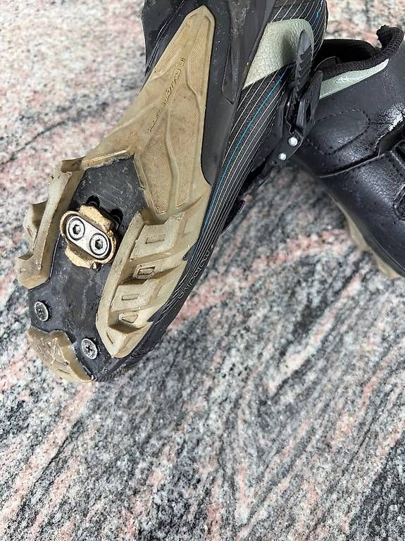 Herrenschuhe: Specialized motodiva/body geometry Gr. 38 – Gebraucht aus Siebnen von mardie09 2