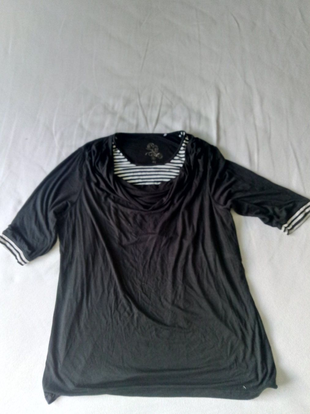 T-shirt: T-Shirt – Usato da Pfungen venduto da pegbob