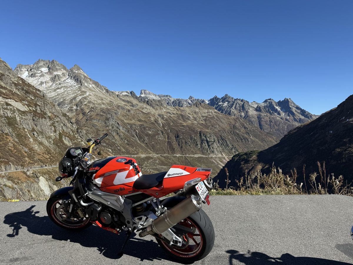 Strada: Aprilia Tuono 1000 rr – Usato da Emmenbrücke venduto da PFBERLIN 1