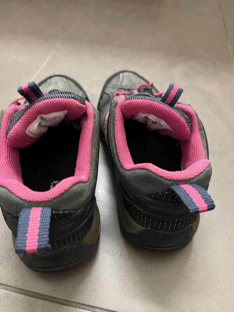 CMP Chaussures filles: CMP Wanderschuhe Trekking Outdoor 31 – D'occasion à Zürich par Gabi_78 2
