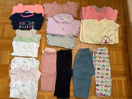 Lot de vêtements bébé fille 62-68cm