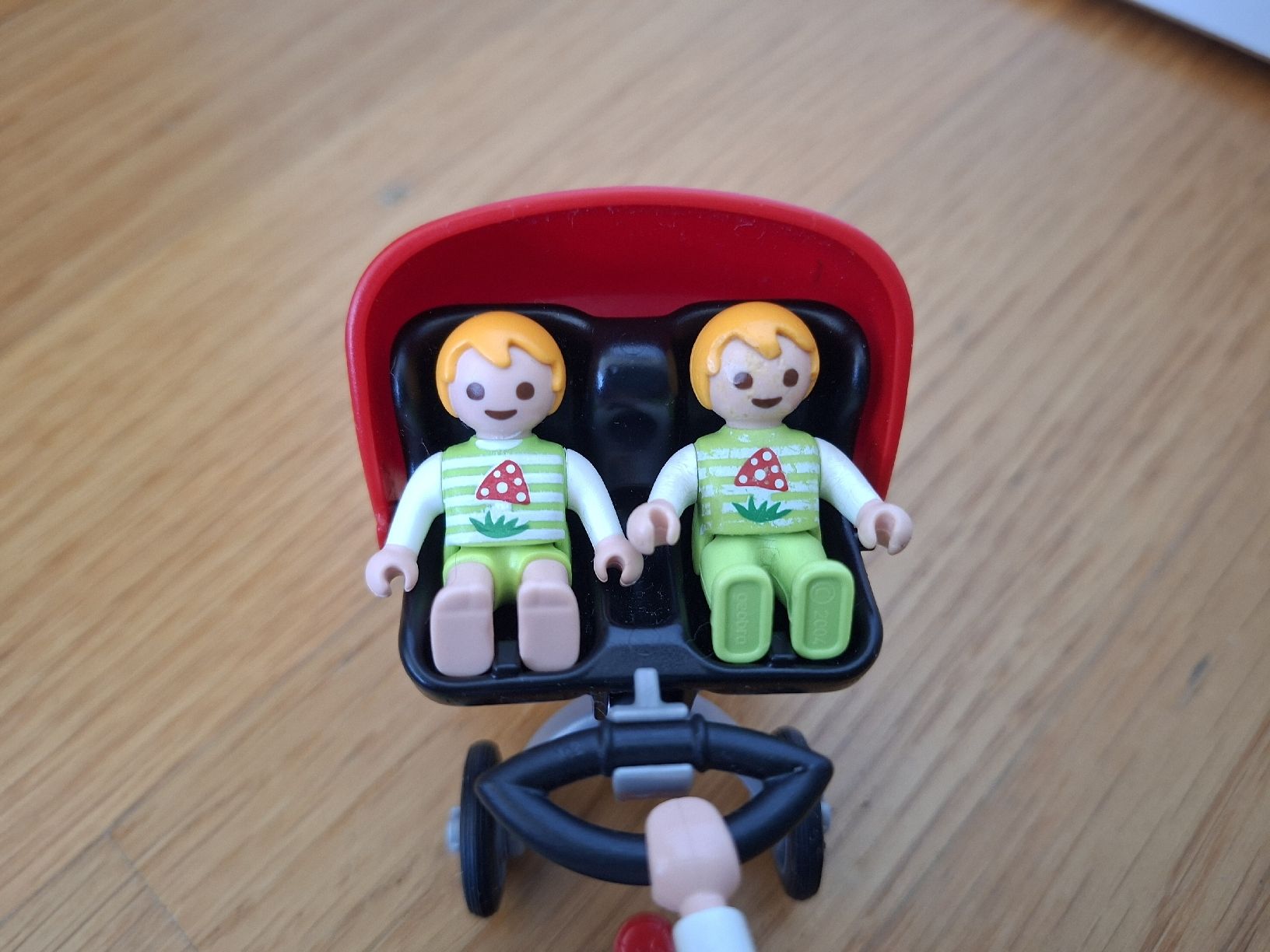 Playmobil Giocattoli: PLAYMOBIL Zwillingskinderwagen – Usato da Balterswil venduto da Steineparadies 1