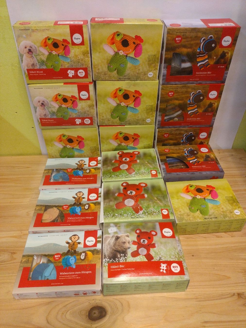 Rayher Kit bricolage: Kit de Bricolage Rayher 17 pièces – Nuovo (secondo la descrizione) da Farvagny-le-Grand venduto da LaCaverne