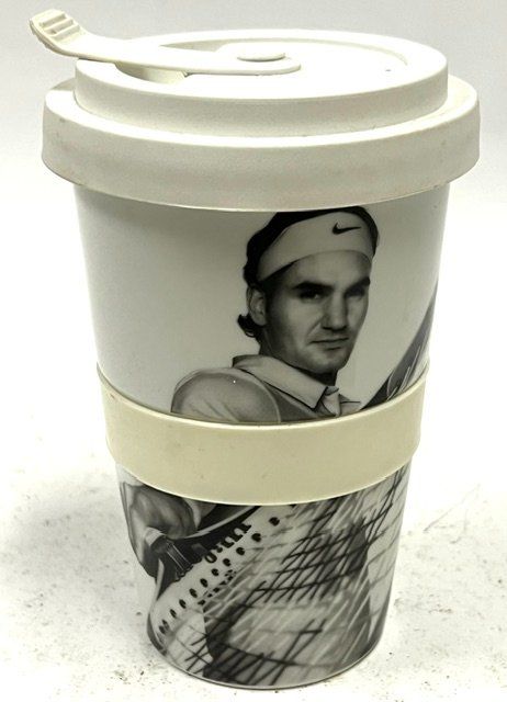 Behälter & Ähnliches: Roger Federer Trink/Thermobecher mit Deckel CS Werbung – Gebraucht aus Zürich von gigimai67