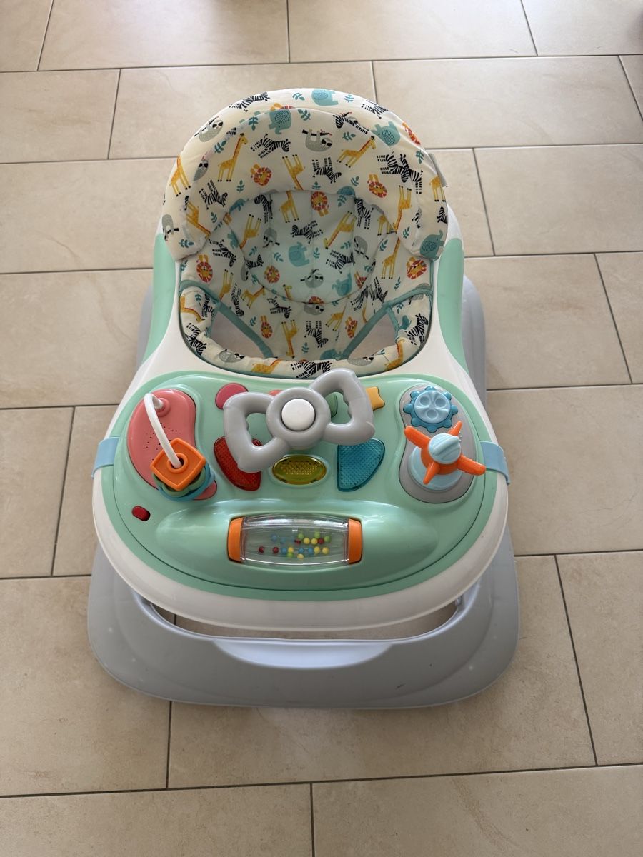 Spielzeuge: Trotteur bébé  – Gebraucht aus Aigle von Van.Ngo