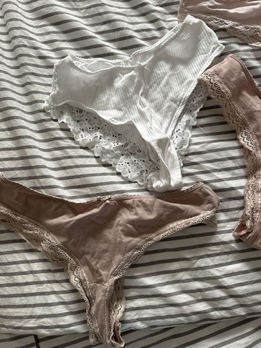 H&M Autres dessous: Süssi Damenslips mit Spitze, Gr. S – D'occasion à Zug par a.marryl 1
