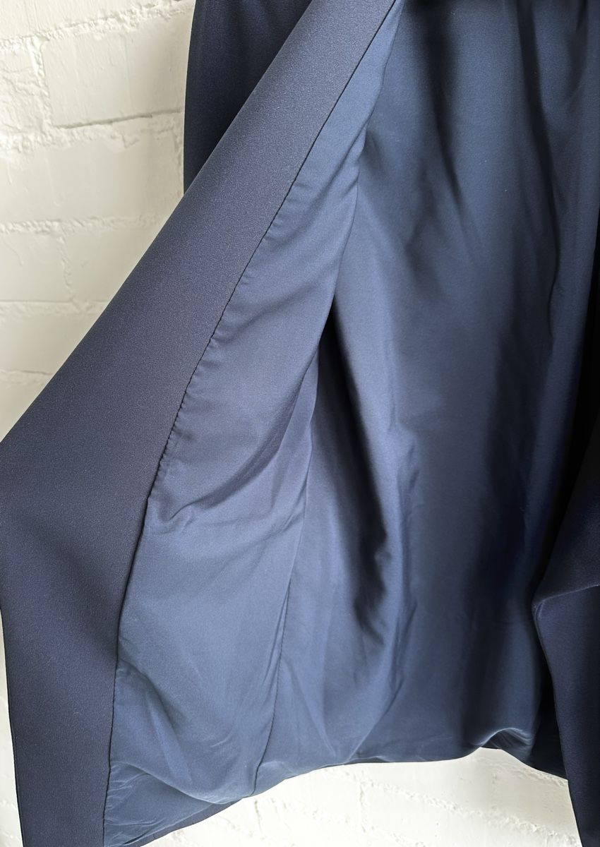 Vila Giacche: VILA Damen-Blazer in Dunkelblau / Gr. 36 – Usato da Bern venduto da Fraeuleinhonig 4